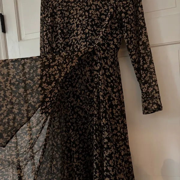 Tommy Hilfiger Crossover Hem Black Tan Floral Midi Dress‎ Sheer Chiffon Size 8 - Image 11