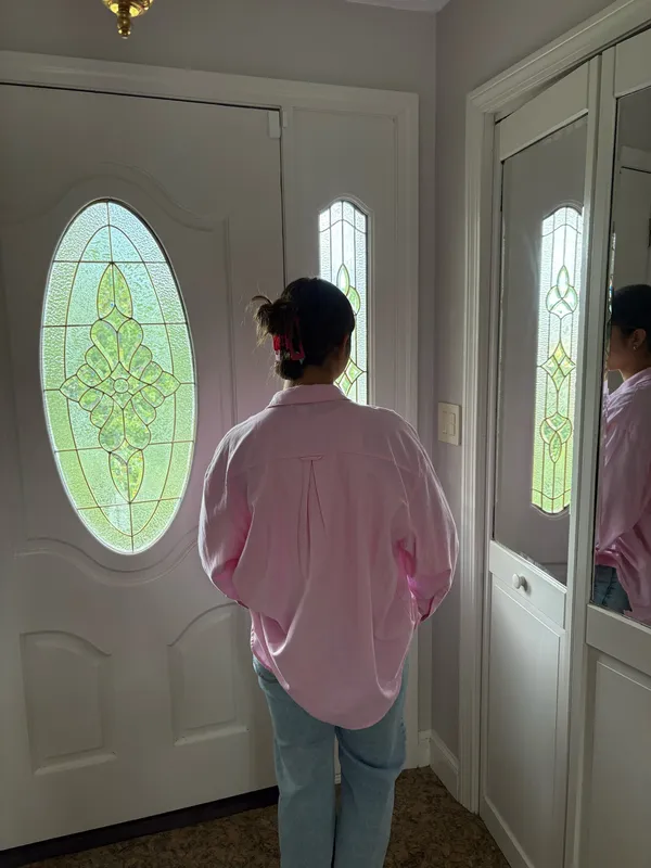 Old Navy “The Boyfriend Shirt” Pink Medium - Image 4
