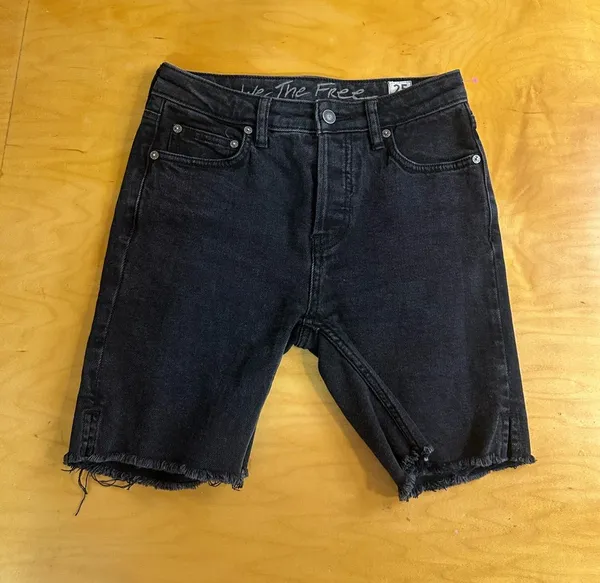Free People We the Free Avery Washed Black High-Waisted Denim Bermuda Shorts 25 - Image 3