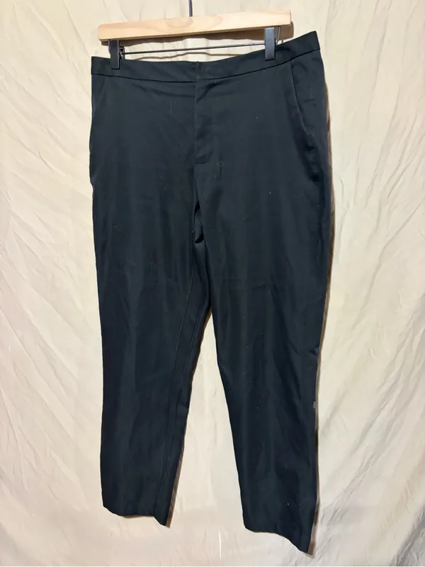 Lululemon City Trek Trouser *28" - Image 2