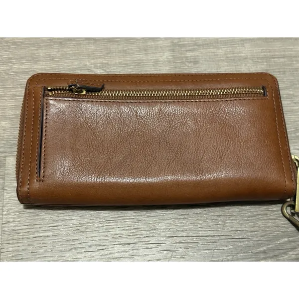 Fossil Logan Brown Pebbled Leather Zip Around Wristlet Wallet‎ Clutch - Image 4