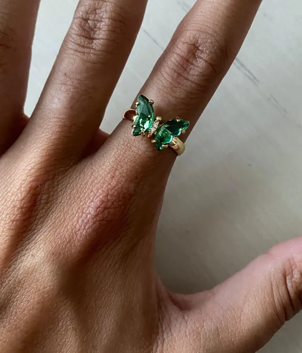 NWOT altar d’state green butterfly rhinestone gold ring - Image 2