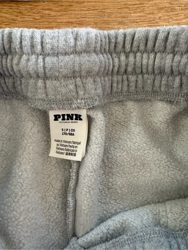 PINK - Victoria's Secret Gray Lounge Crop Top & Drawstring Shorts Set - Image 2