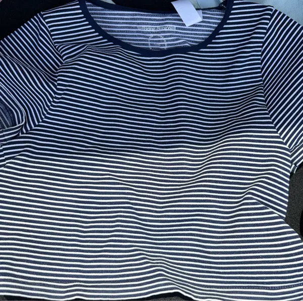 Revolve Striped workout tee - Image 2