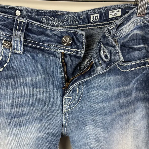 Miss Me‎ Boot Jeans 30 Blue Denim Y2K Cross Bling Studded Pockets Stretch Denim - Image 3