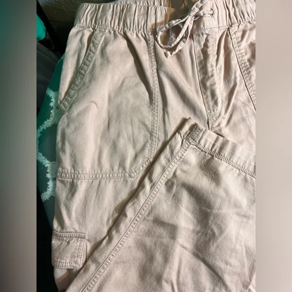 GAP Easy Pant Cargo blush pink, pockets, drawstring elastic waist, great color - Image 5
