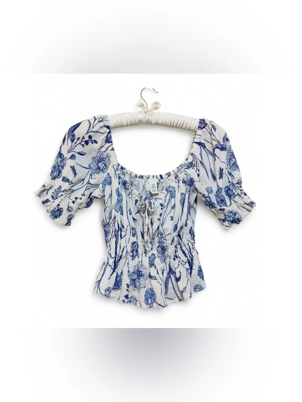 H&M Women’s Cotton Floral Smocked Peplum Puff Sleeve Crop Top Size Medium - Image 2