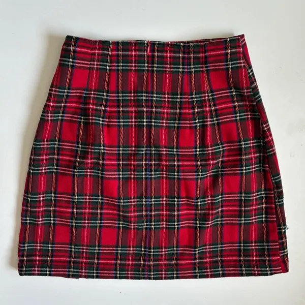 Brandy‎ Melville Red Plaid Cara Mini Skirt Side Slit High Waisted Tartan XS S - Image 4