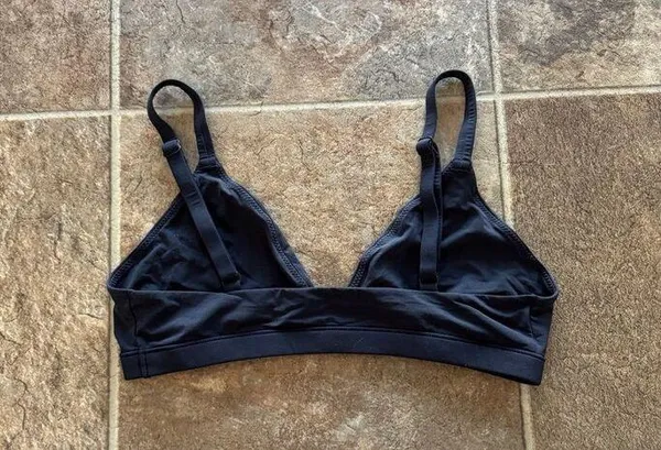 Skims Fits Everybody Triangle Bralette Onyx Medium - Image 7