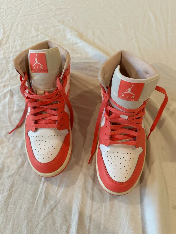 Nike Air Jordan Women’s Strawberries Cream - Image 2