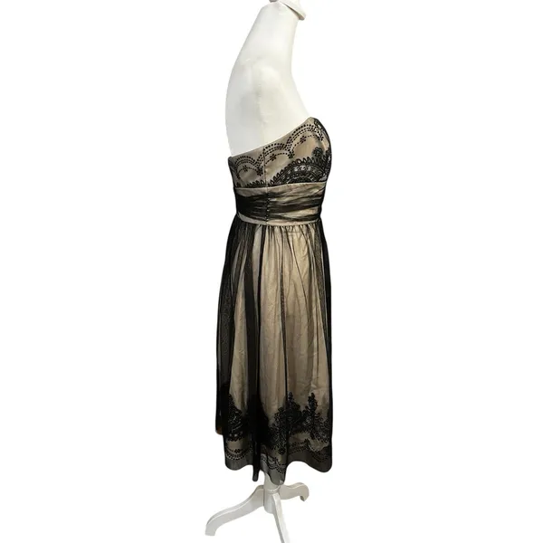 David’s Bridal Black Lace Strapless Tulle Caviar Beading Cocktail Dress Size 4 - Image 4