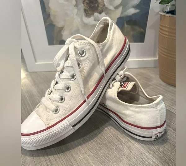 Converse Women's Shoes 8 Chuck Taylor All Star OX Low White Sneakers. - Image 5