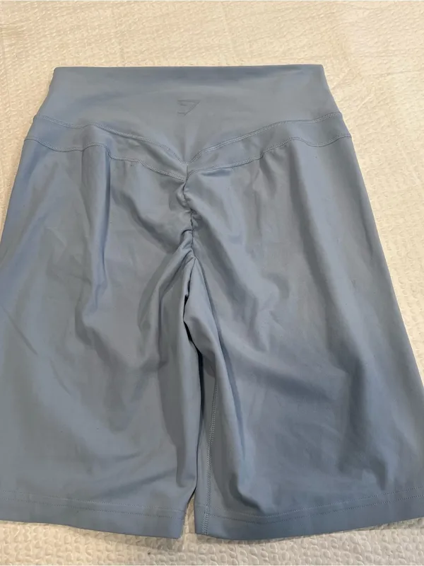 Gymshark light blue butt scrunch Whitney Simmons M women shorts - Image 4