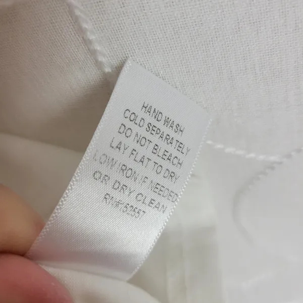 VACAY T-Shirt Medium White Statement Crew Neck Short Sleeve Shirt - Image 3