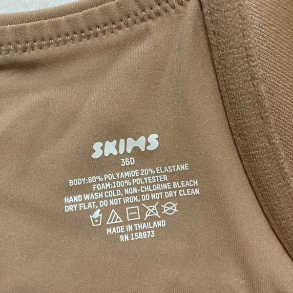 SKIMS T-Shirt Bra 36D - Image 4