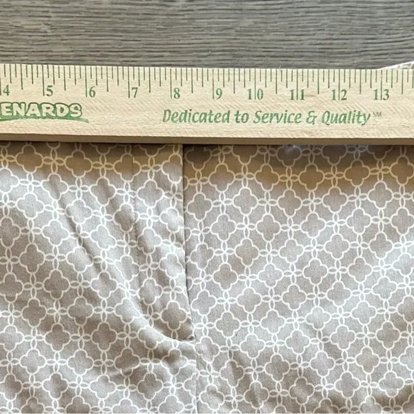 Mario Serrani Italy Size 8 Comfort Stretch Chino‎ Shorts Tan Geometric Print - Image 4