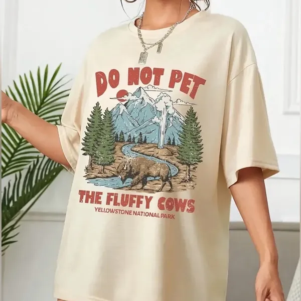 Yellowstone National Park ‘Do Not Pet The Fluffy Cows’ Buffalo T-shirt M Unisex - Image 2
