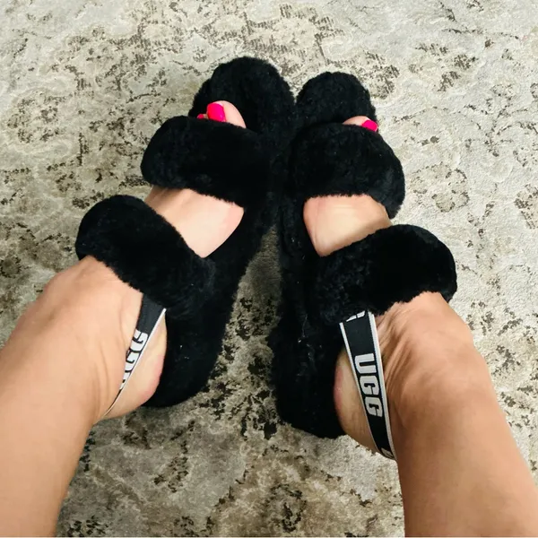 UGG comfy cute sandals🐻🐻 - Image 2