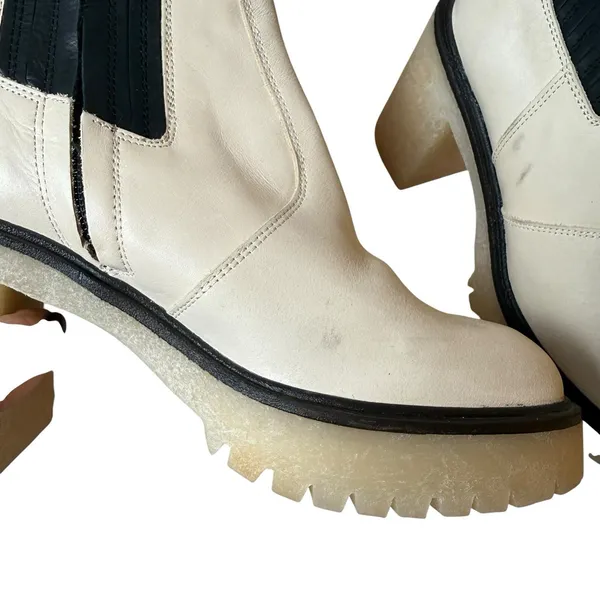 Free People Lug Sole James Chelsea Boots White Leather NEW Size EU 38 US 7.5 - Image 13