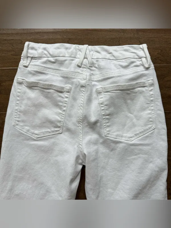 Good American ‘Good Legs’ Raw Hem Straight Leg Jeans - Image 7