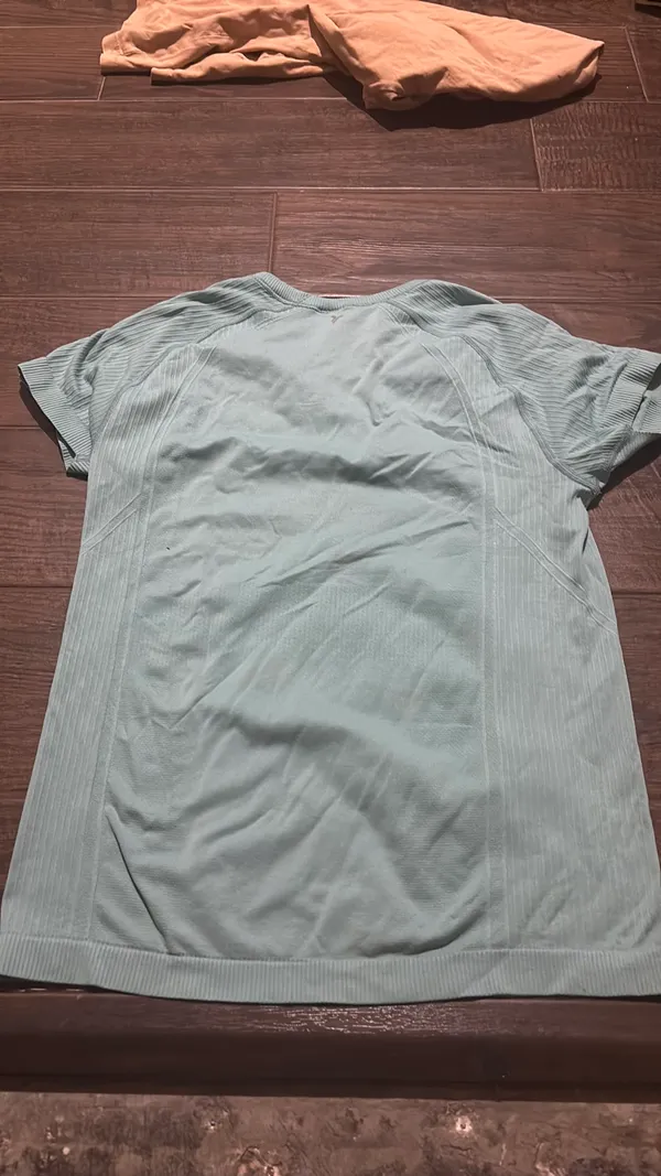 Blue green old navy shirt athletic - Image 2