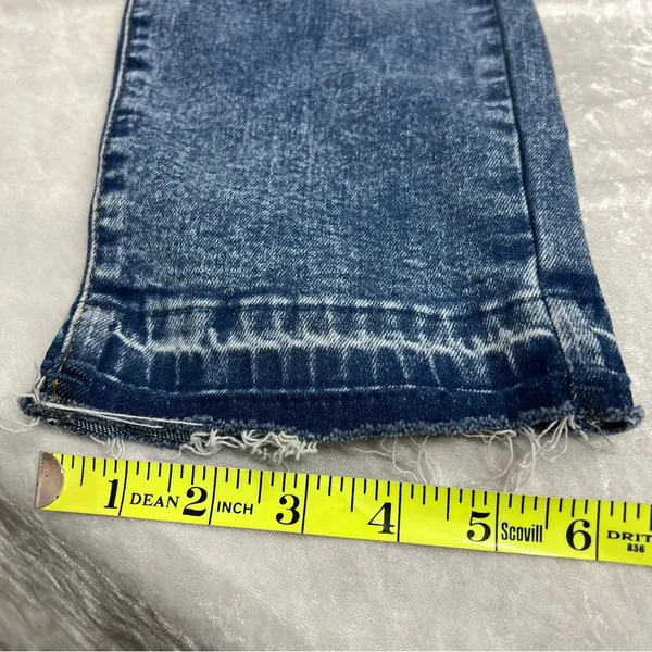 NWT a.n.a size 10p high rise straight Blue denim Jeans Distressed raw hem - Image 8