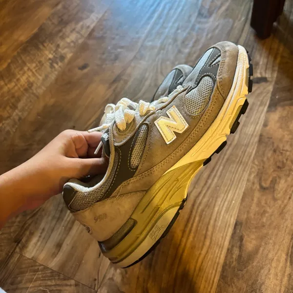 New Balance 993 Made In USA sneakers in grey - Image 2