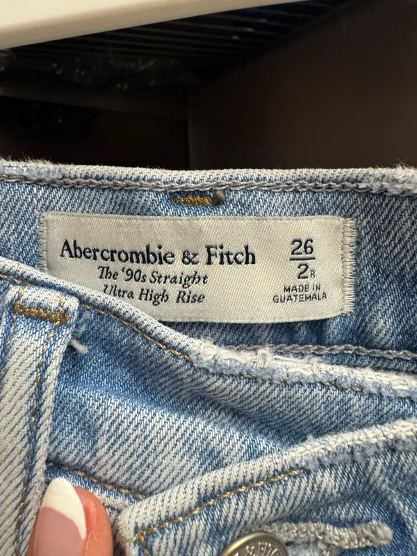 Abercrombie 90s Straight High-Rise Jeans - Image 2