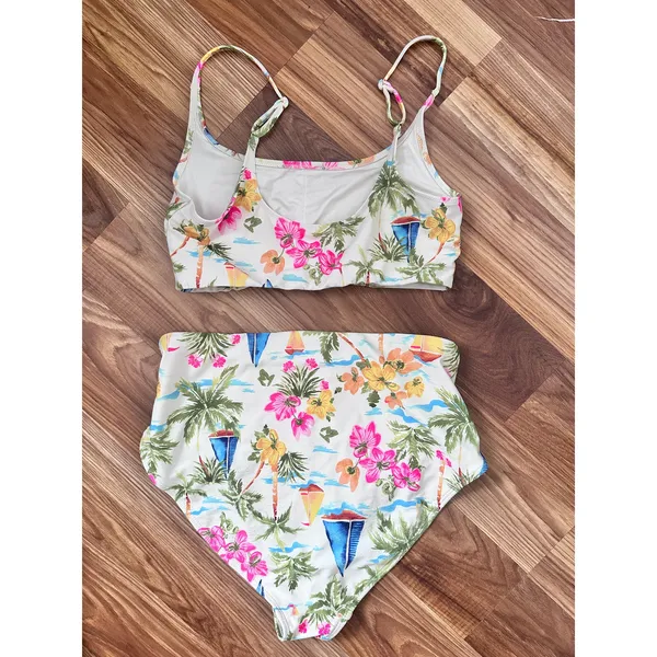 Old Navy Tropical Hawaiian Women’s High Waist Bikini - Image 4