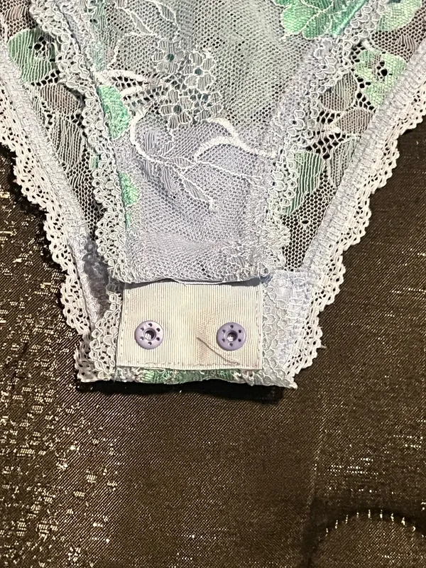 Womens medium Soma Intimates floral Eyelash Lace High Leg Lingerie Bodysuit - Image 7