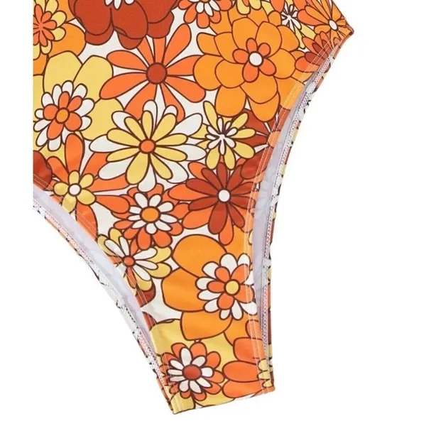 SheIn NWT Cheeky Floral One Piece Swimsuit Sz Med - Image 5