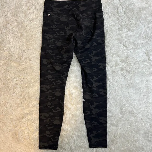 Fabletics Camo Leggings Black Grey Activewear Workout Athleisure Size M - Image 6