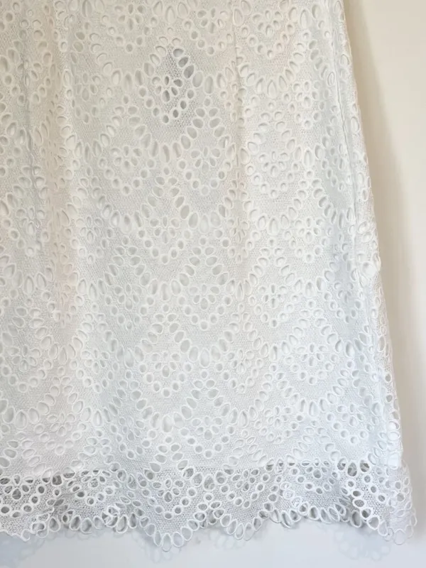 NWT Cupshe White Cutout Scalloped Hem Midi Skirt - Size: Large - Image 4