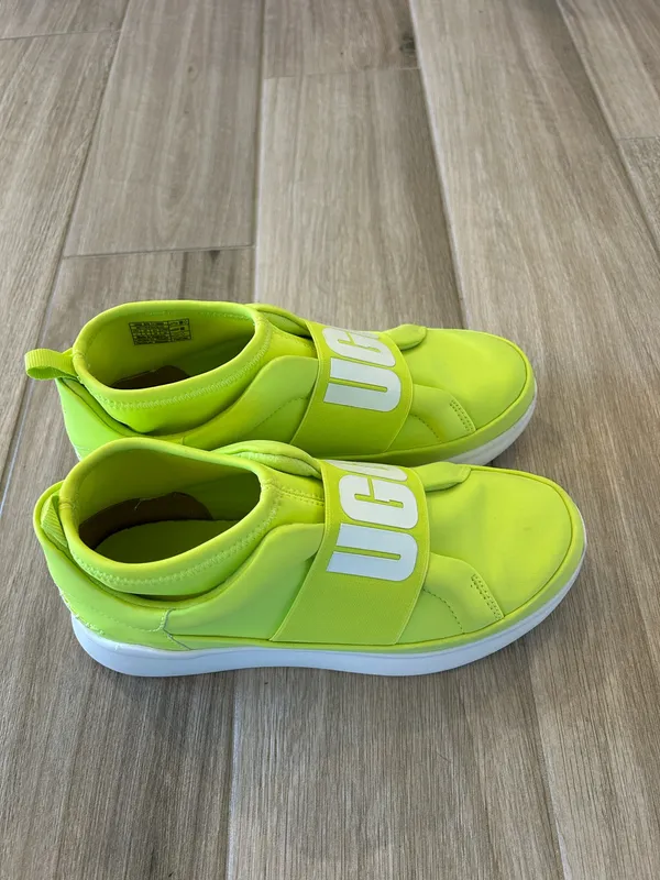 UGG Boots/sneakers - Image 2