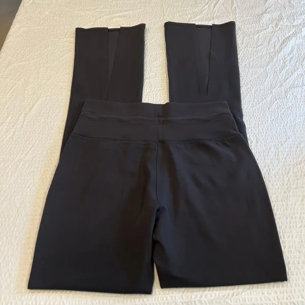 Vuori daily split flared pants S women vw4111 - Image 4