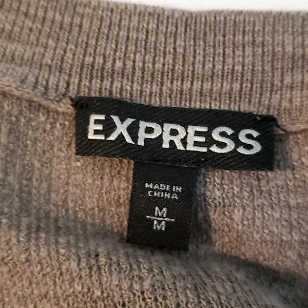 Express tan cutoutlightweight sweater - Image 10