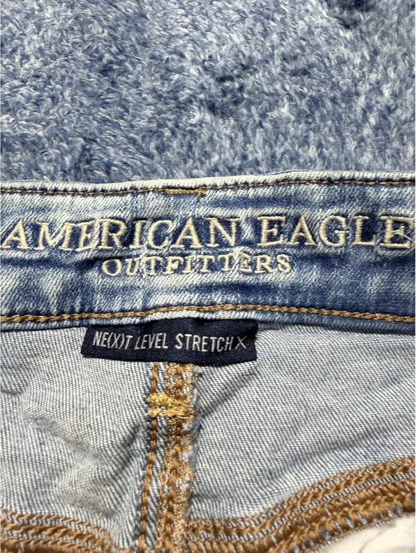 American Eagle Distressed Denim Shorts Size 0 - Image 3