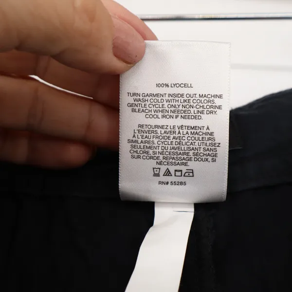 Express Black Super High Rise Lyocell Cargo Tapered Pants Size 0 Utility Pants - Image 3