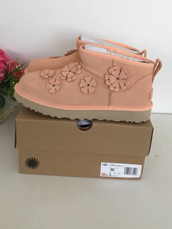 UGG Classic Ultra Mini Fleur - Image 3