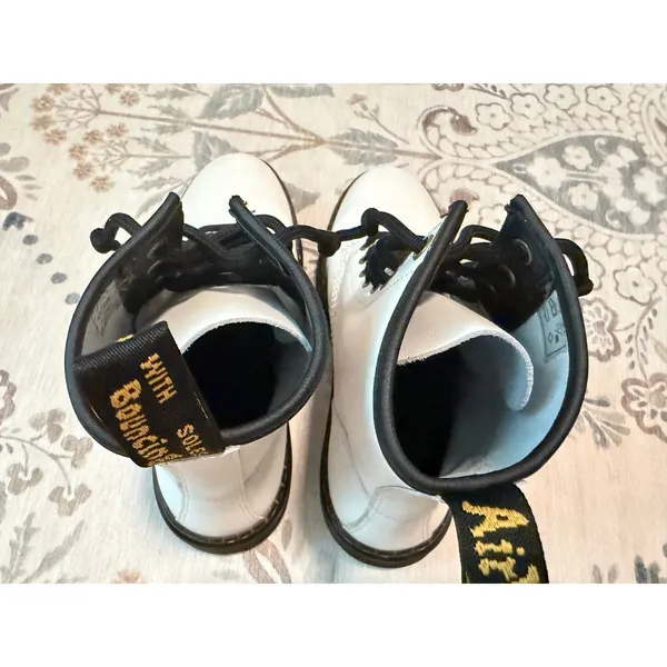 Dr. Martens White Leather Zavala Combat Boots Women's 6 Men's 5 - Image 6