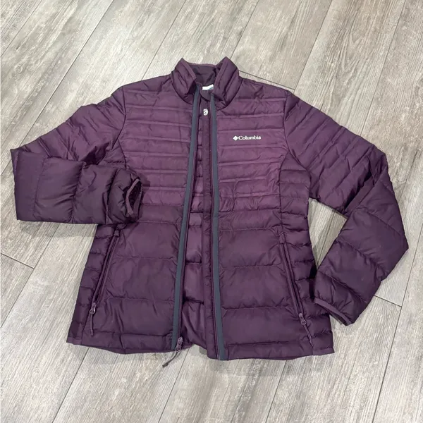 Columbia Women's Deep Purple Puffer Jacket - Image 3