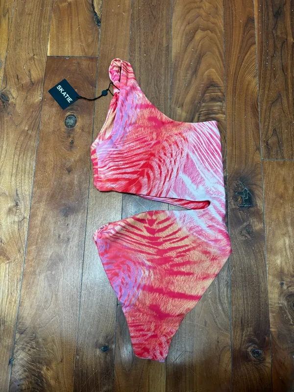 SKATIE Nicole Makaha One Piece Swimsuit Pink / Orange XS - Image 4