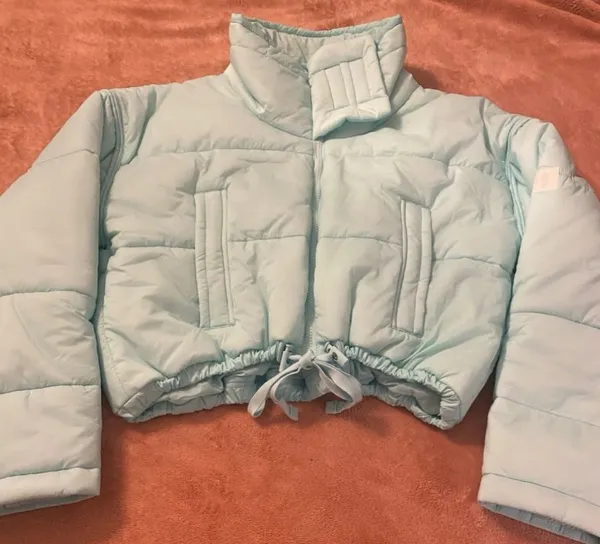 Free People Movement High Frequency Cropped Puffer Jacket. Size Medium - Image 4