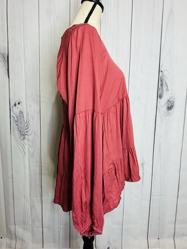 Andree By Unit Peplum Tunic Blouse Top Dark Dusty Pink Sz Large V-Neck NWT - Image 8