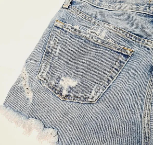AGOLDE Parker Vintage Cut Off Short in Swapmeet Size 24 - Image 11