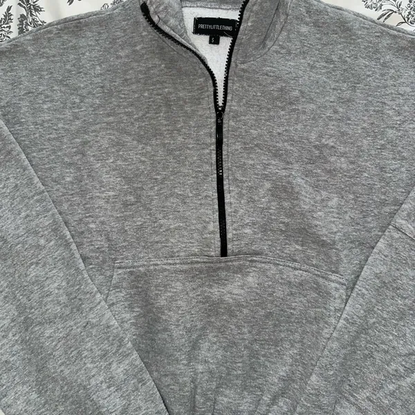 PrettyLittle Thing Half Zip Sweatshirt - Image 2