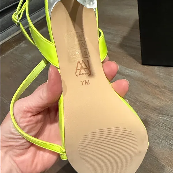 New AAJ‎ by Adminah Neon Green Strappy Stiletto Sandals – Size 7 - Image 10