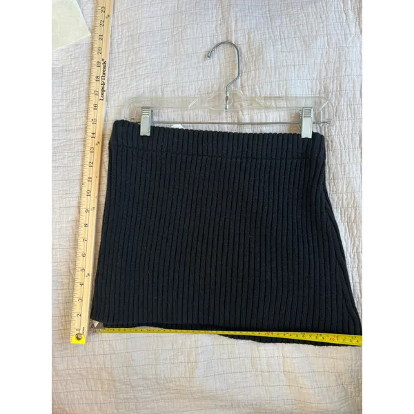 Black Ribbed Knit Mini Skirt Stretch Bodycon Pull On Size Large - Image 2