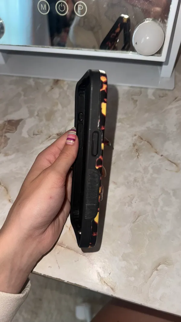 casely phone case Brown - Image 3