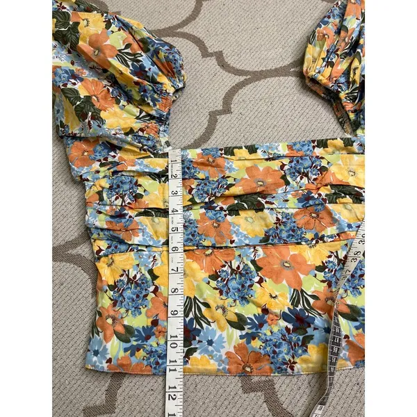 Abercrombie & Fitch square neck ruched puff sleeve top floral print, size large - Image 4